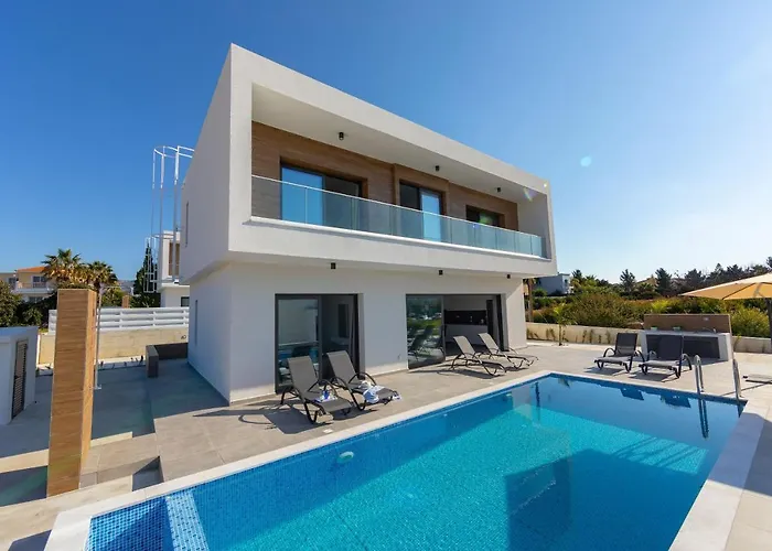 Marlene, Walking Distance To Coral Beach! ヴィラ ペイヤ