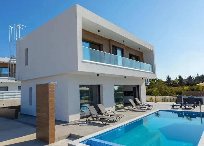 Marlene, Walking Distance To Coral Beach! Vila *