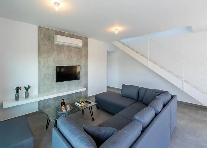 Marlene, Walking Distance To Coral Beach! ペイヤ